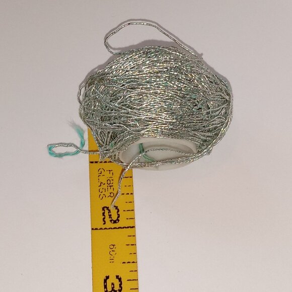 🎯 10 for $10 / Embroidery Thread Silver - Picture 7 of 7